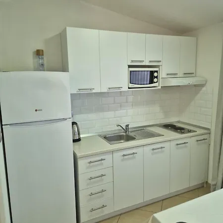 Pansion Speranza 게스트하우스 2*